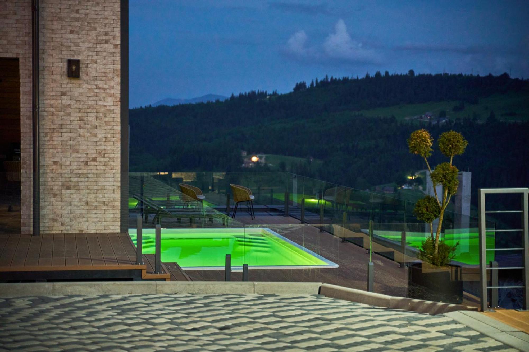 Villas Fomich Boekovel Buitenkant foto